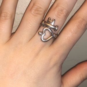 James Avery Heart & Key Ring 🤩